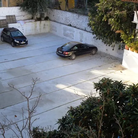 Judi 3* Σαράντα